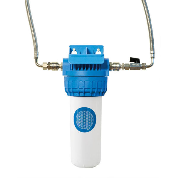 Aktivkohle Block Filter entfernen sicher Schwermetalle und Arzneimittelrückstände aus dem Leitungswasser. Untertischfilter zum festen Einbau in die Kaltwasserleitung.