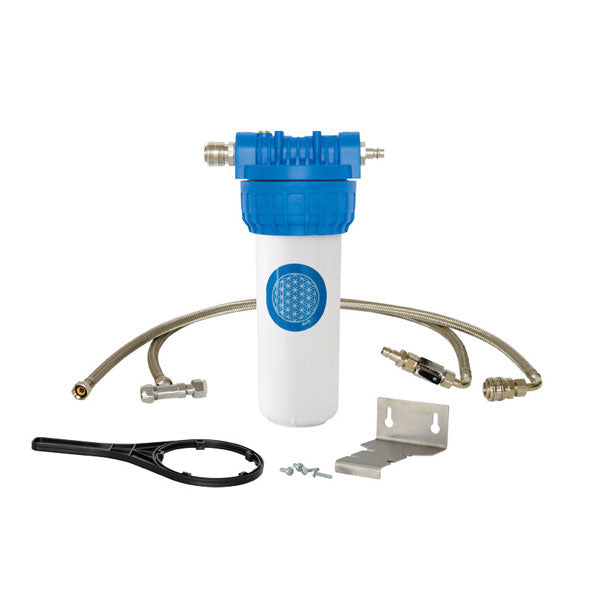 Aktivkohle Block Filter entfernen sicher Schwermetalle und Arzneimittelrückstände aus dem Leitungswasser. Untertischfilter zum festen Einbau in die Kaltwasserleitung.