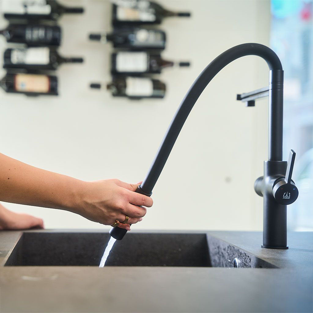 Levanto_Neo_Black-06