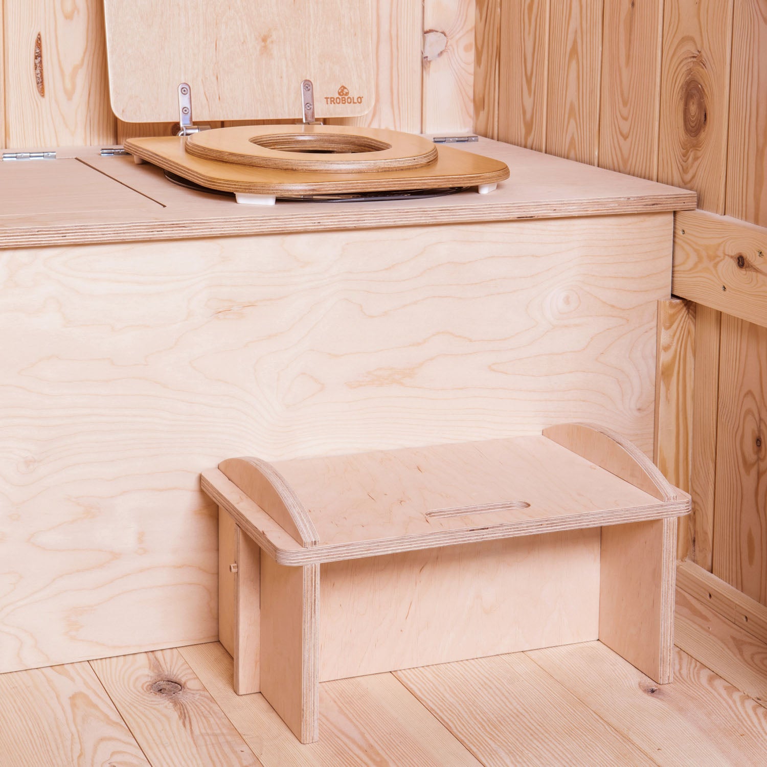 TROBOLO-Kinderhocker-3